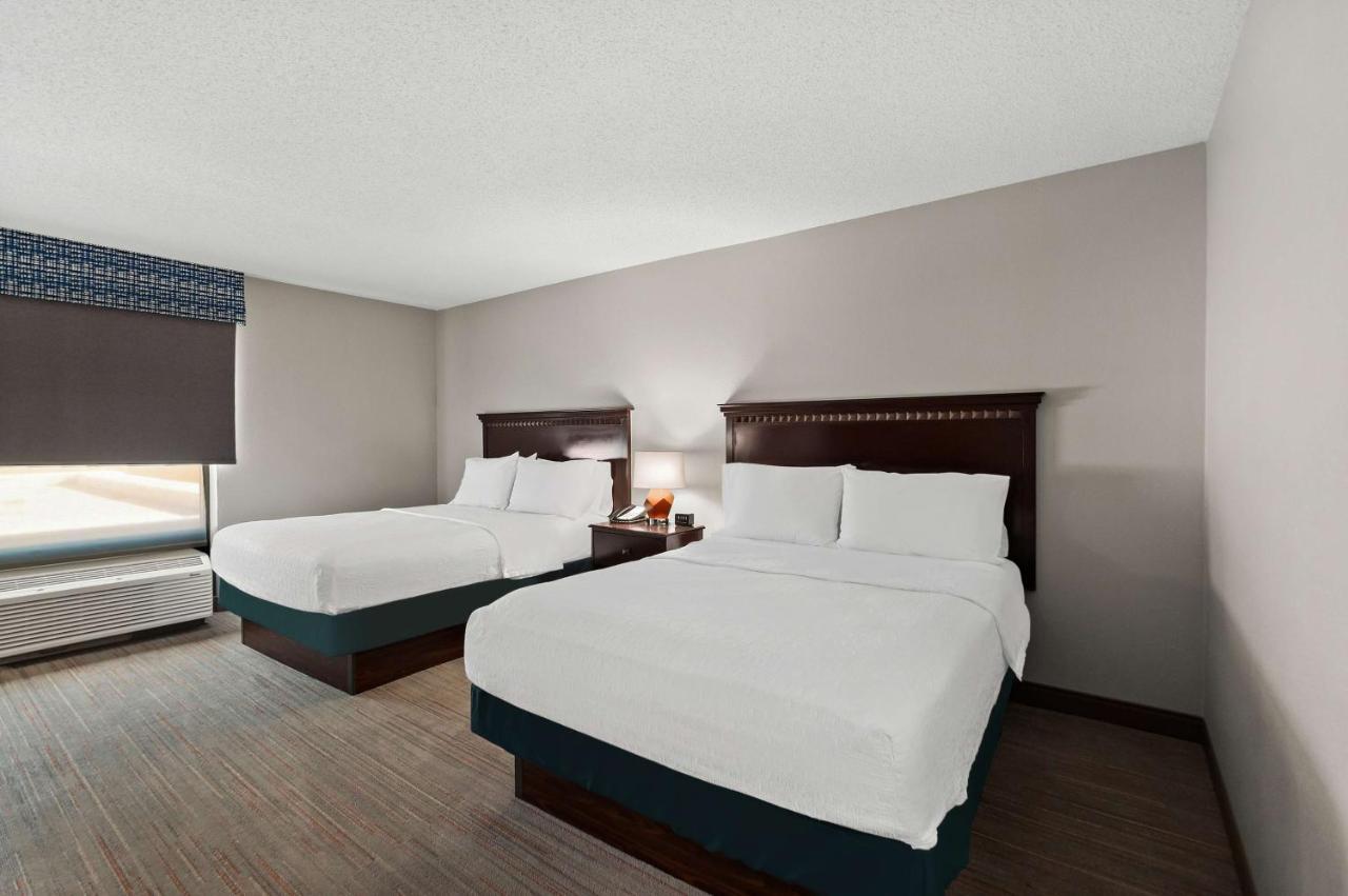 Hampton Inn & Suites Fort Belvoir Alexandria South Exterior photo