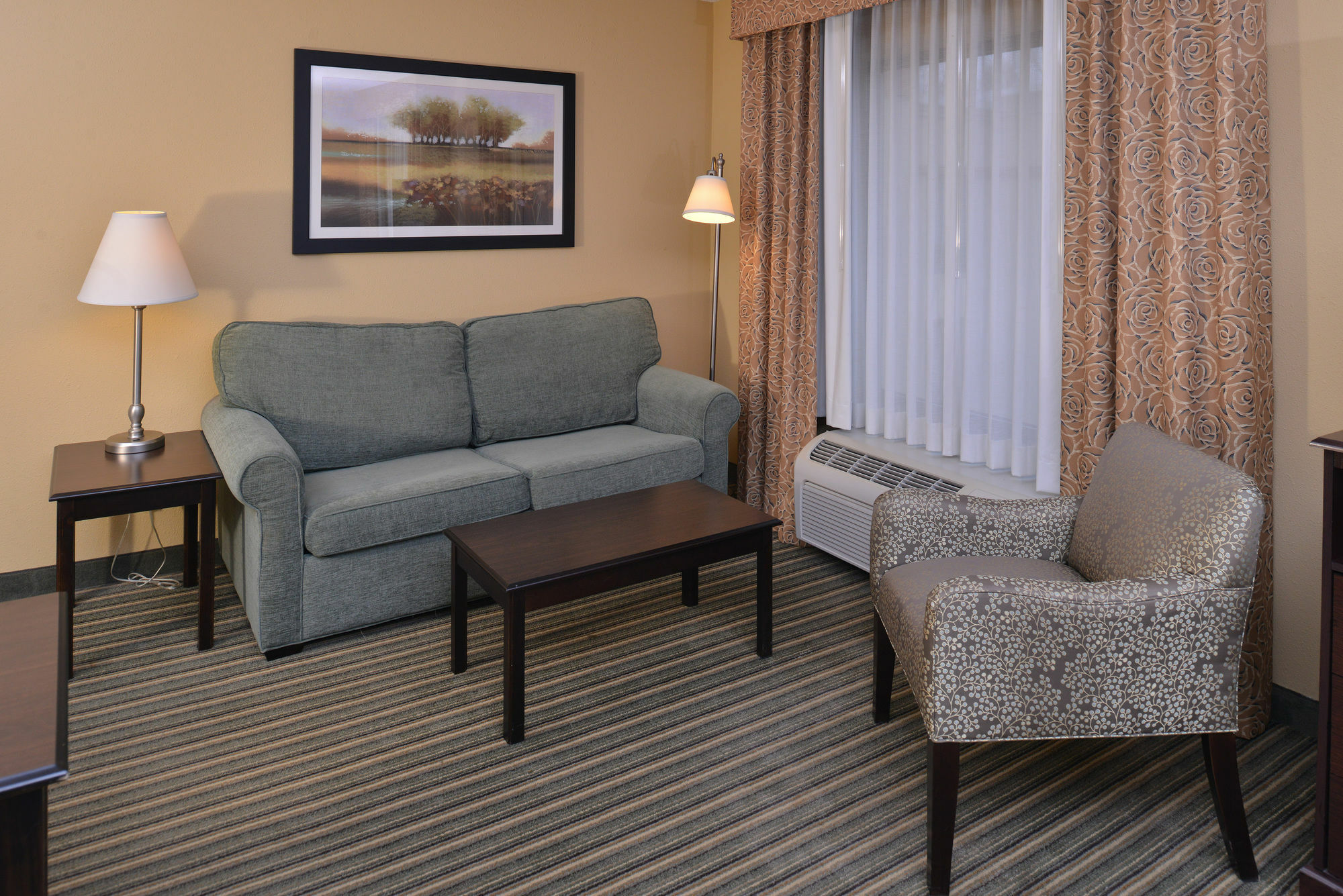 Hampton Inn & Suites Fort Belvoir Alexandria South Exterior photo